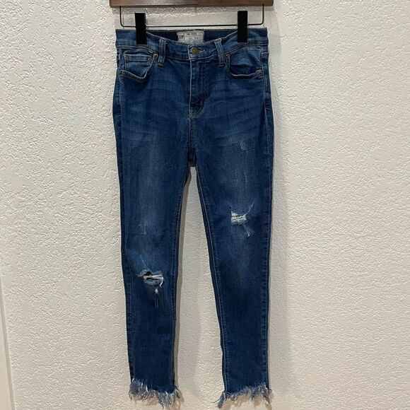 Vintage Free People Frayed Crop Skinny Jeans Distressed Denim Frayed Hem Size 27 - Picture 5 of 10